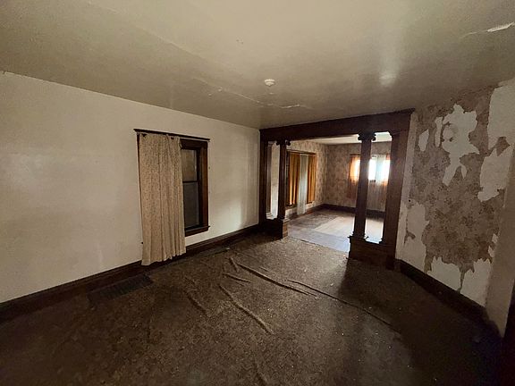 4th image of 655 Dolbee Ave SE
