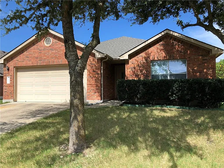 18621 Jana Patrice Dr — Photo 1