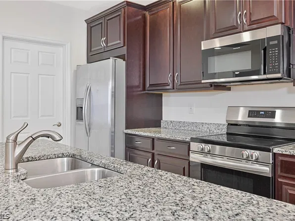4278 Dutchess Park Rd, Fort Myers, FL 33916