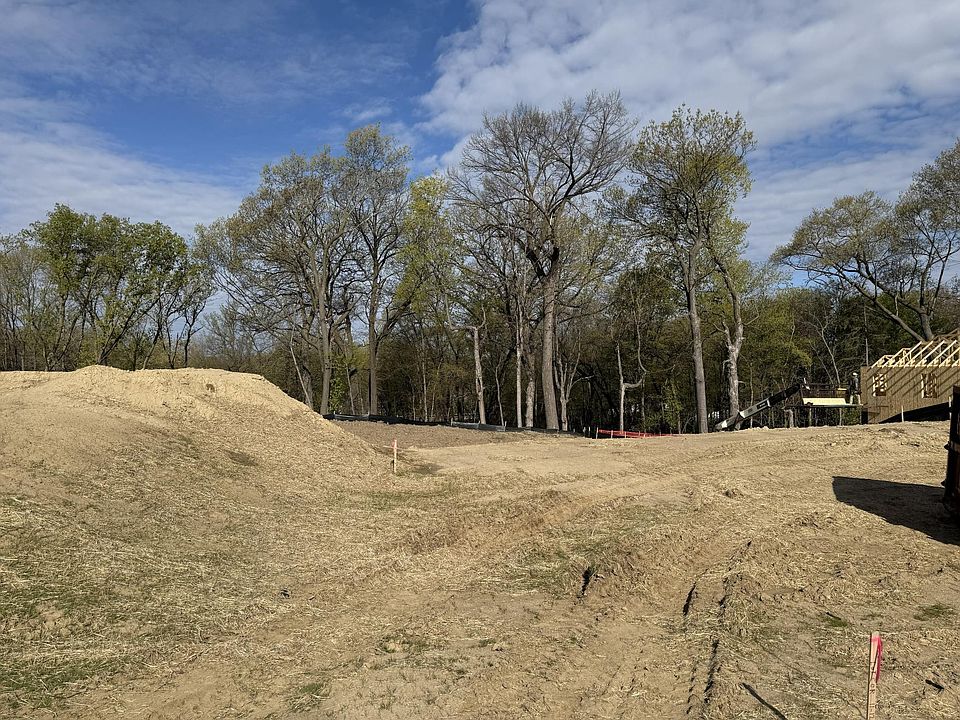 1st image of 6528 Peaceful Ln