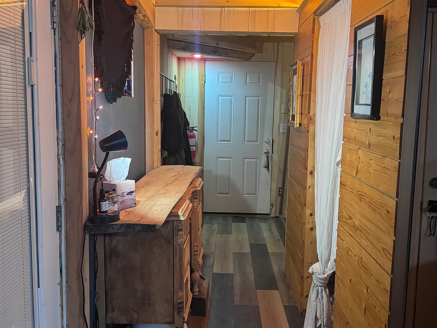 1 bed, 10 sqft, $1,250 — Photo 2