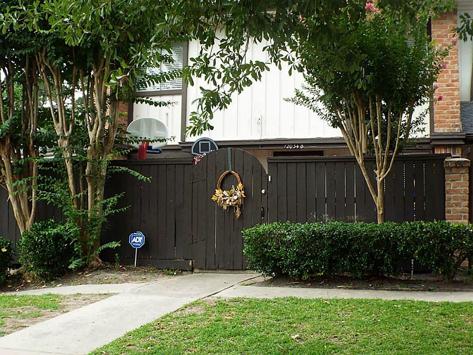 1st image of 12034 Mighty Oak Dr #8-A