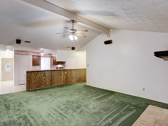 5th image of 219 Brookdale Dr