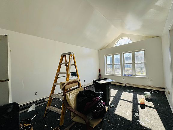 4th image of 528 Beach 32 St #3Q