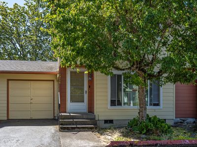 18554 NE Wasco St, Portland, OR, 97230