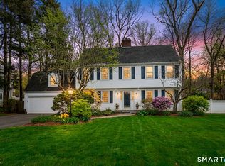 246 Steele Rd, West Hartford, CT 06117