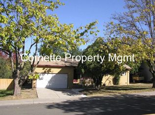 6709 Admiral Ave, Fair Oaks, CA 95628