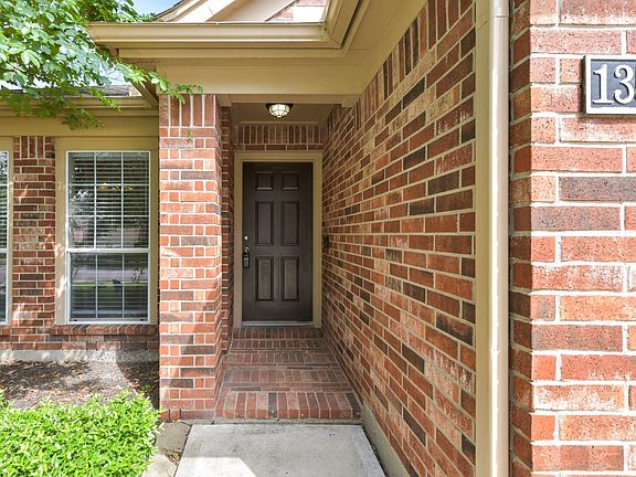 3rd image of 13518 Barons Lake Ln