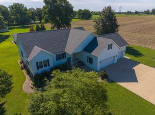 112 Pheasant Run, Woodlawn, IL 62898