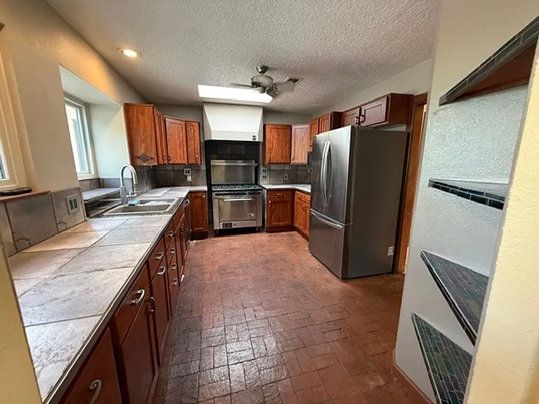6105 Carousal Ave NW — Photo 14