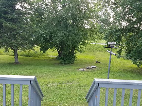 5th image of 50460 Acacia Ln