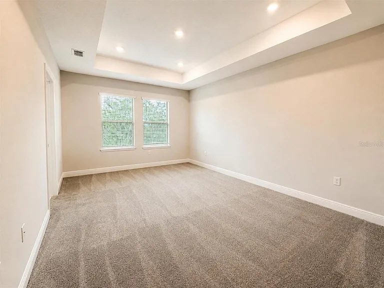 18035 Cider Mill Ln — Photo 35