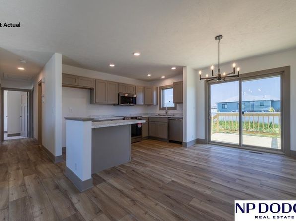 7801 N 50th St, Lincoln, NE 68514