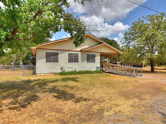 3rd image of 331 Sagehill Dr