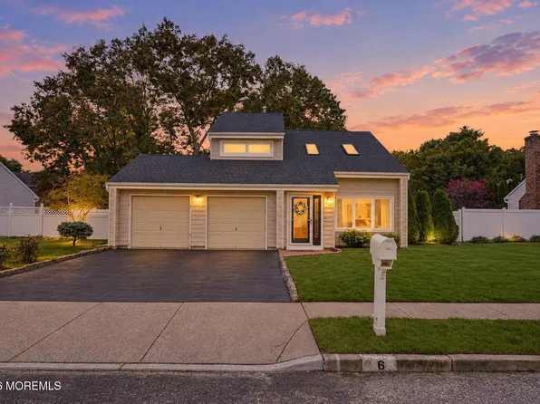 6 Scarlet Lane, Howell, NJ 07731