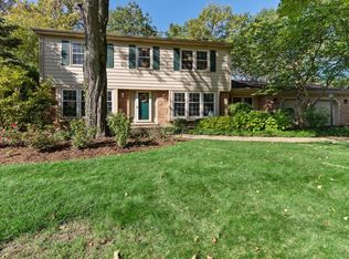 1006 Timber Ln, Lake Forest, IL 60045