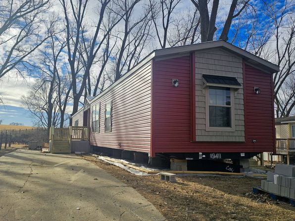 3700 28th St SPACE 494, Sioux City, IA 51105