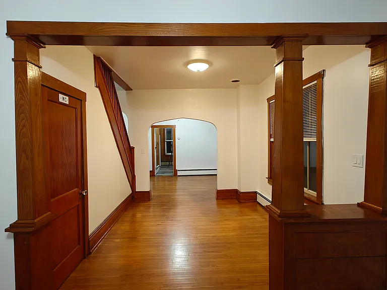 118 Shaw Ave — Photo 11