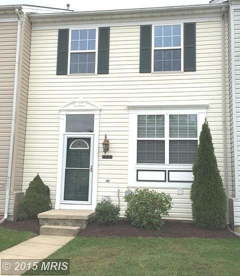 1st image of 353 Woodland Green Ct
