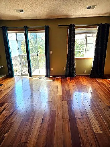 3 bed, 1671 sqft, $2,495 — Photo 3