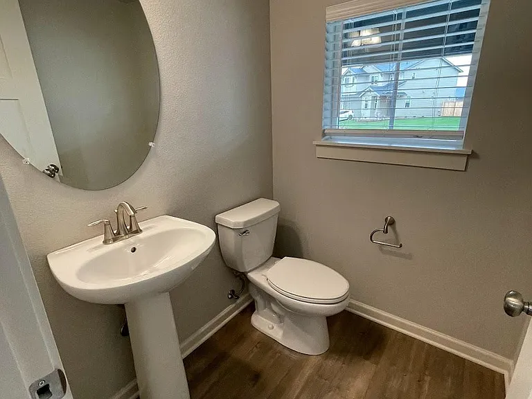4172 S Kennedy Dr — Photo 11