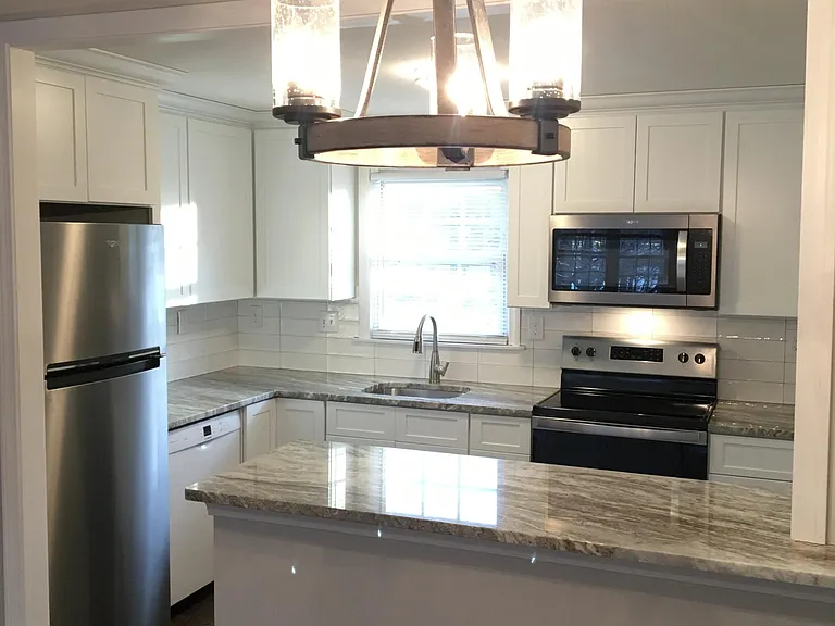 37 Grandview Dr #C — Photo 1