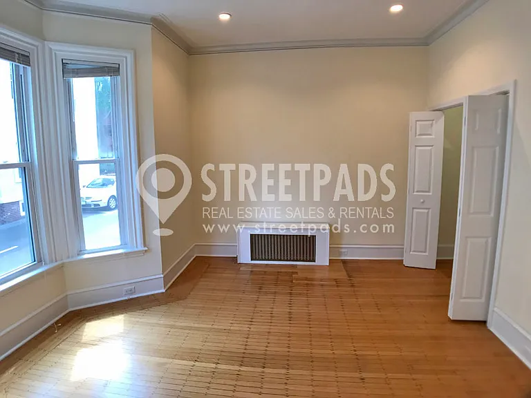 59 Langdon St — Photo 20