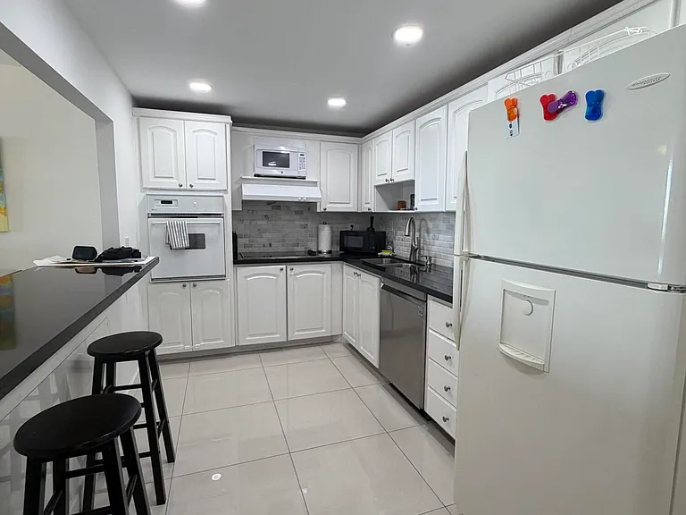 19390 Collins Ave #1103 — Photo 6
