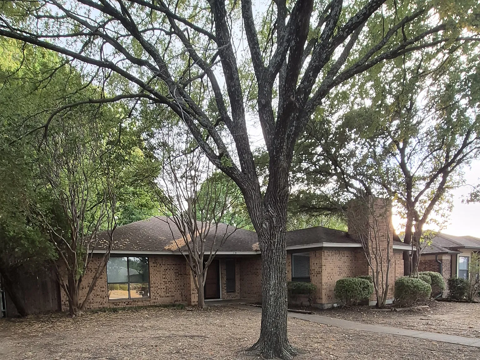 3 bed, 1687 sqft, $2,150 — Photo 2