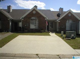 1406 Hillsboro Ln, Helena, AL 35080