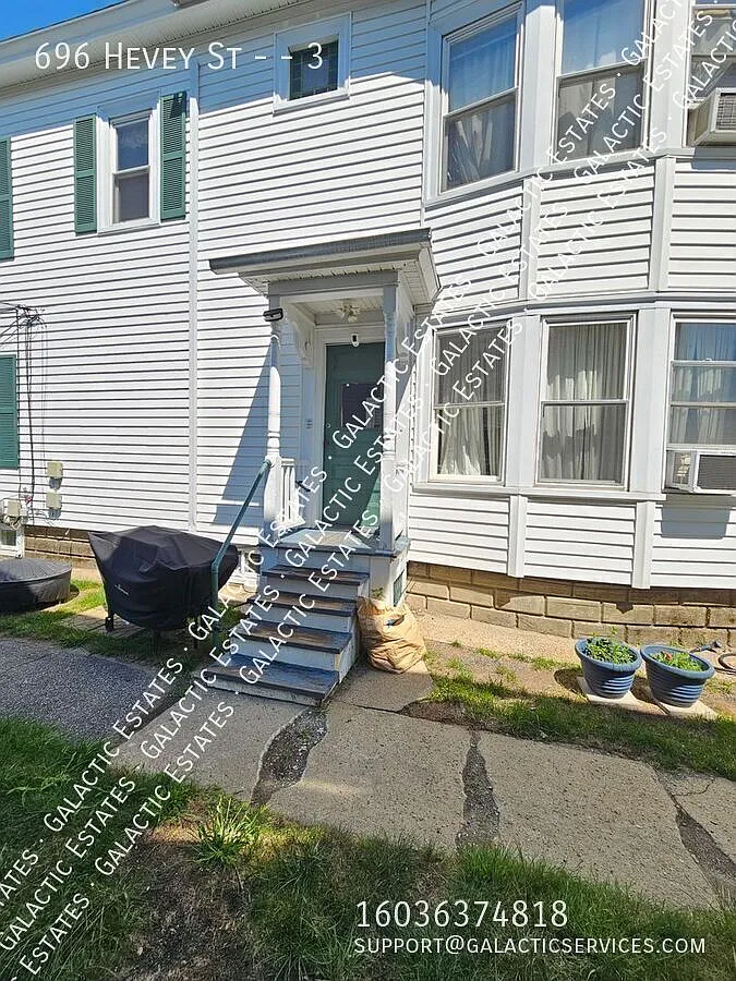 Two Bedroom Apartment in Walking Distance of Recreational Activities — Photo 2