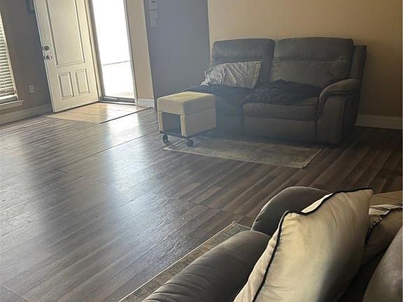 3rd image of 862 Avenue C