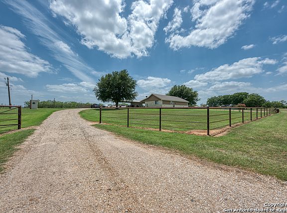 2nd image of 11185 Us Highway 90