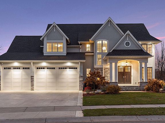 2nd image of 746 Woodland Hill Ct