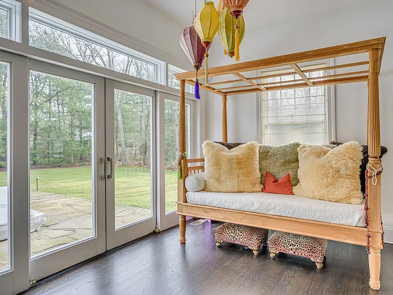 68 Wainscott Northwest Rd — Photo 6