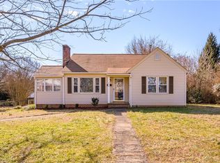 136 Cebon Ave, Winston Salem, NC 27104