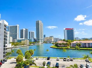 200 Leslie Dr APT 624, Hallandale, FL 33009