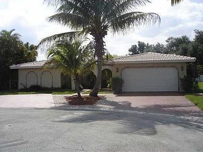 1st image of 8680 NW 32nd St