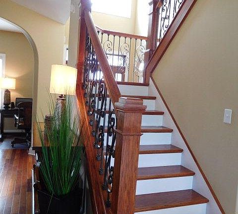 2nd image of 203 Chatham Ct