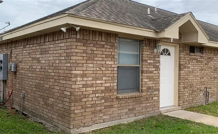2407 Moonlight Ln #3 — Photo 1