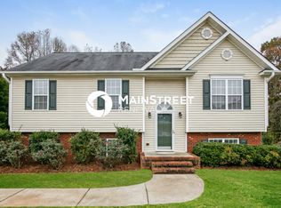 212 Mallard View Ln, Winston Salem, NC 27127