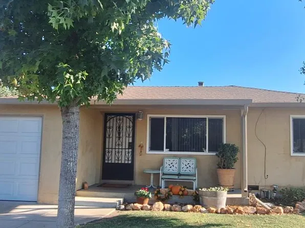 4044 E 4th St, Stockton, CA 95215