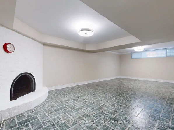 31 Whitelock Cres #Basement, Toronto, ON M2K 1V9