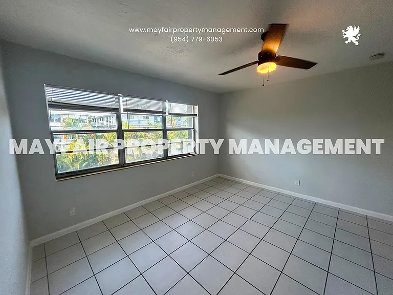 1534 SE 15th St #11 — Photo 5