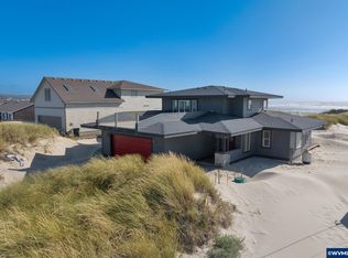 118 NW Oceania Dr, Waldport, OR