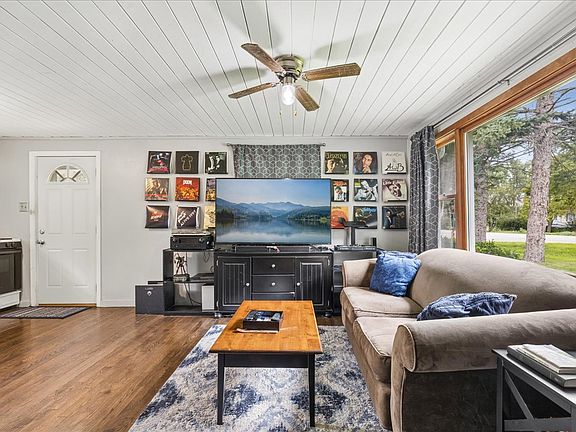 5th image of 4809 E Wonder Lake Rd