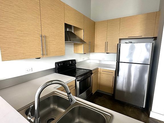 3rd image of 1791 NE Miami Gardens Dr APT 303