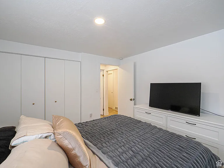 9888 S Borg Dr — Photo 31
