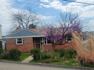 1640 Mohrbach St, Pittsburgh, PA 15207