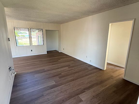 2nd image of 1209 Ballista Ave